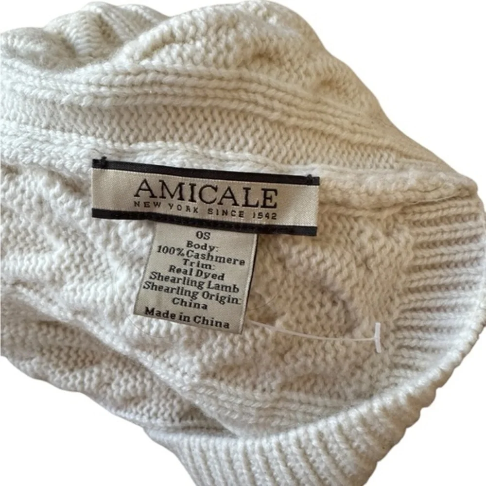 NEW Amicale‎ New York 100% Cashmere Ivory Cable Knit Pom Pom Beanie Winter Hat